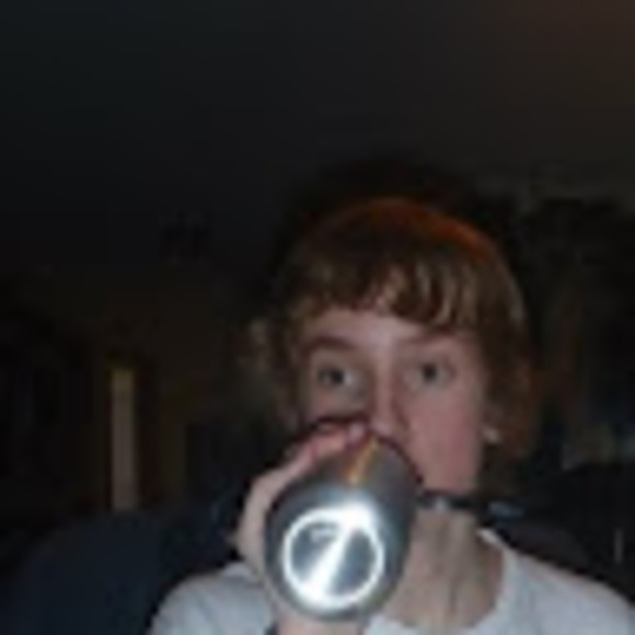 Meet your Posher, Tait - Picture 1 of 1